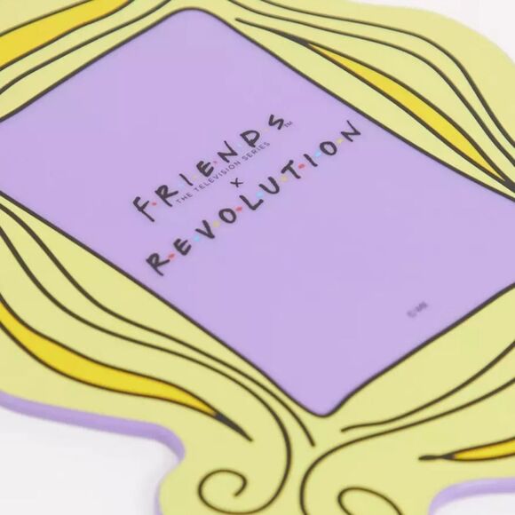 Revolution Beauty X Friends The Television Series Mirror - Picture 4 of 11